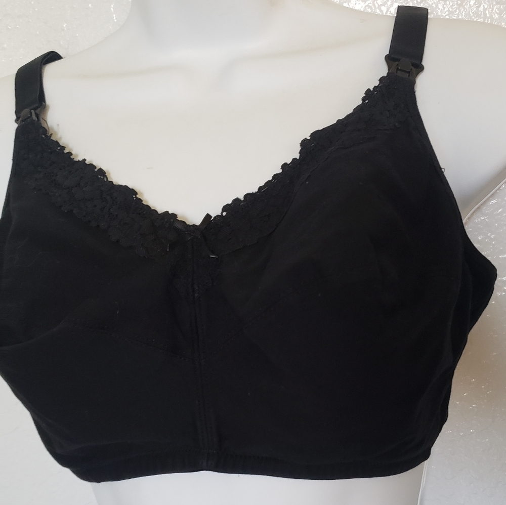 Black Nursing Bra Size 42DD Secret Treasures Intimates